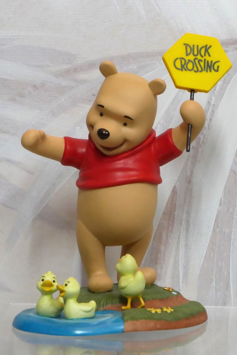 POOH & FRIENDS FIGURINE <br> 1218888